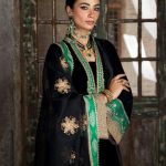 Zainab Chottani Velvet Embroidered Womens Wear 2024-25 (16)