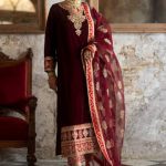 Zainab Chottani Velvet Embroidered Womens Wear 2024-25 (34)