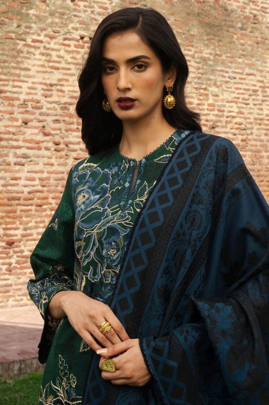 Zara Shahjahan Embroidered And Printed Womens Winter Wear Collection 2024 (15)