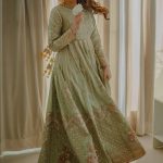 The Elegance of Zarlish Mohsin Naveed Ranjha’s Luxury Dresses 2024 Vol 5 (16)