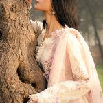 Sana Safinaz Luxury Lawn 2025 Party Wear Collection (20)