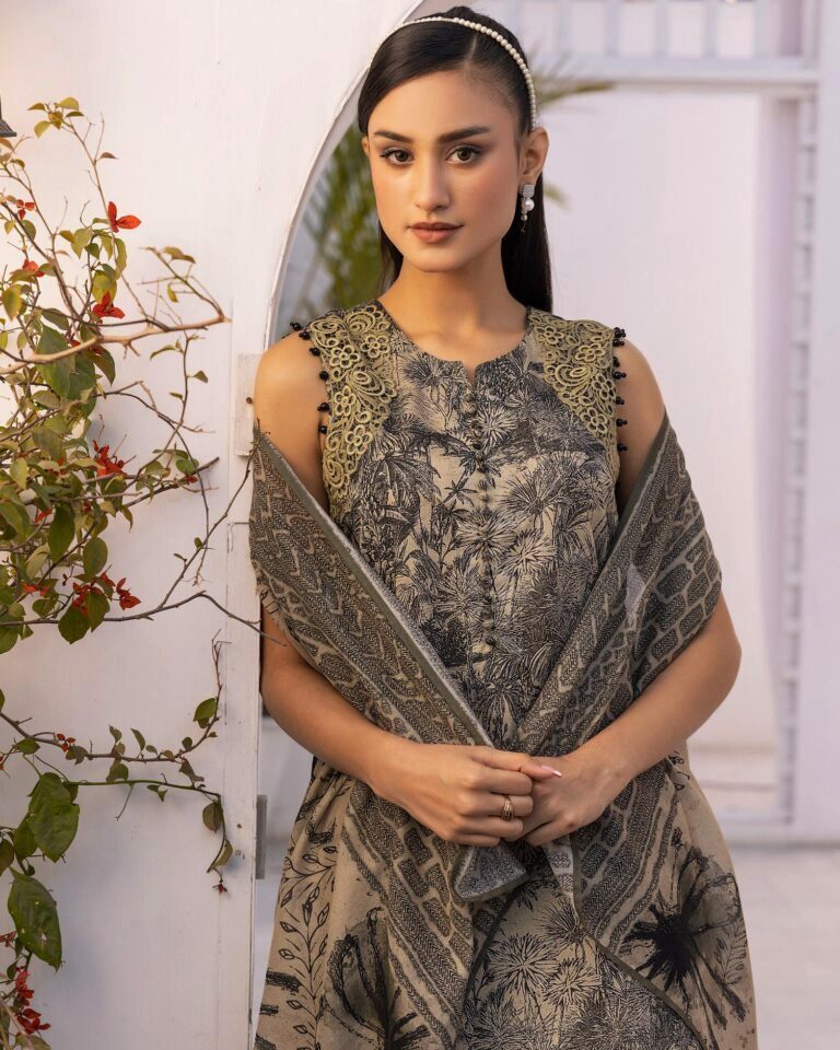 Timeless Allure Embroidered Printed Lawn 2025 By Gul Ahmed (22)