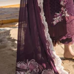 Saira Shakira Luxury Lawn 2025 A Fusion of Elegance and Innovation (27)