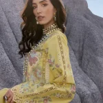 Saira Shakira Luxury Lawn 2025 A Fusion of Elegance and Innovation (35)